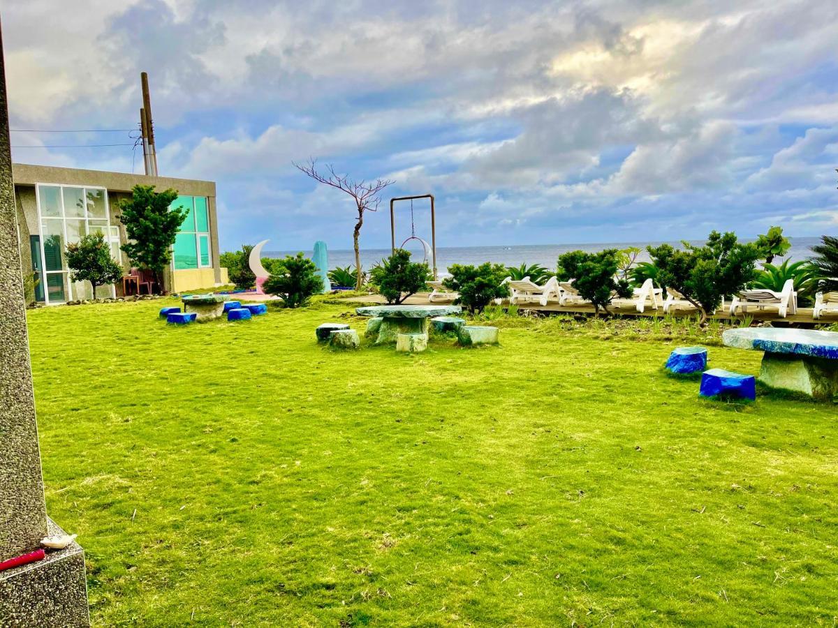 Hotel 樂見海 à Lyudao Extérieur photo